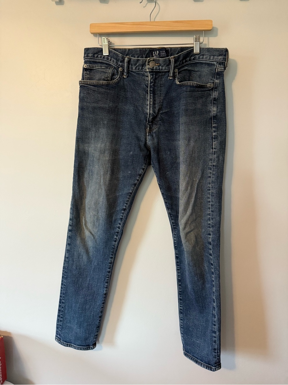 GAP Men's Skinny Jeans in Washed Dark Blue